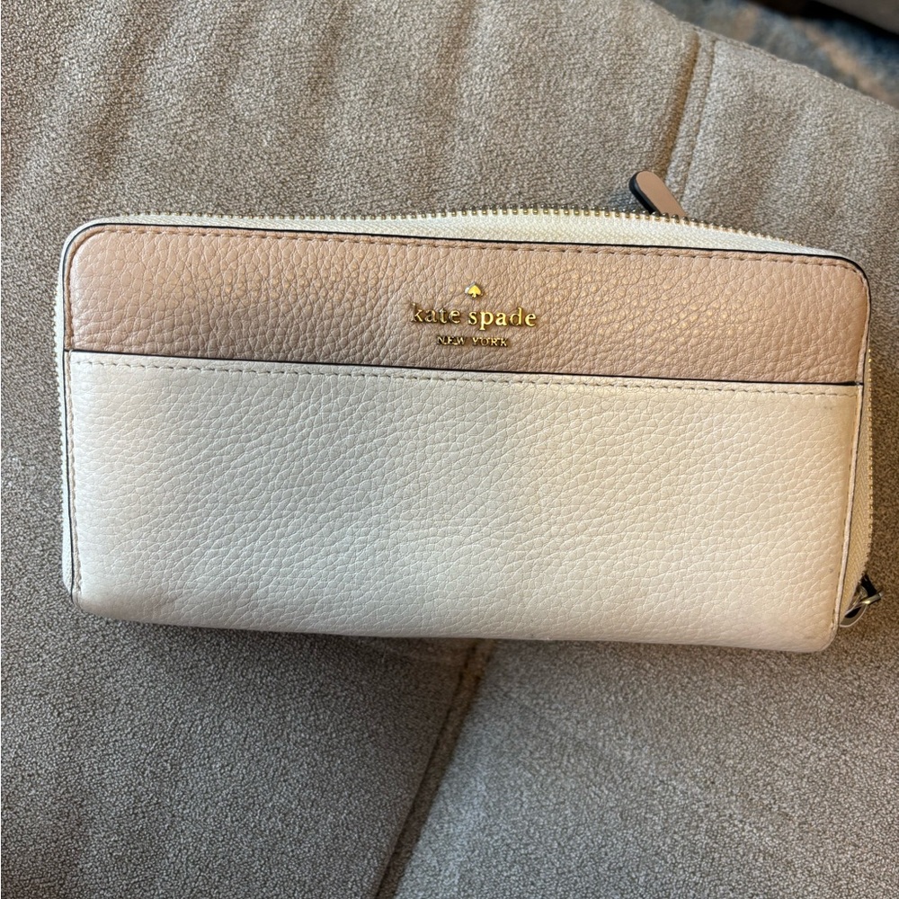 Kate Spade Cream and Tan Wallet